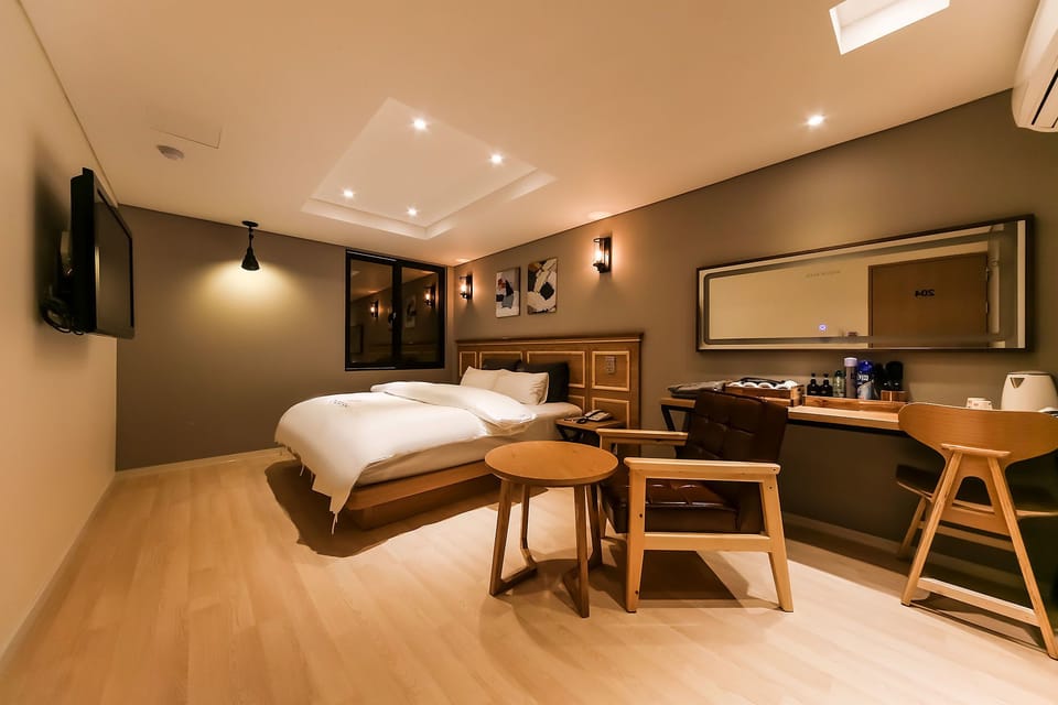 Standard Room (Styler) | Desk, free WiFi, bed sheets