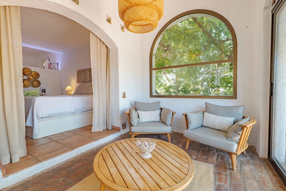 Exclusive Double Room, Terrace, Valley View (Malaga) | Individually furnished, free WiFi, bed sheets