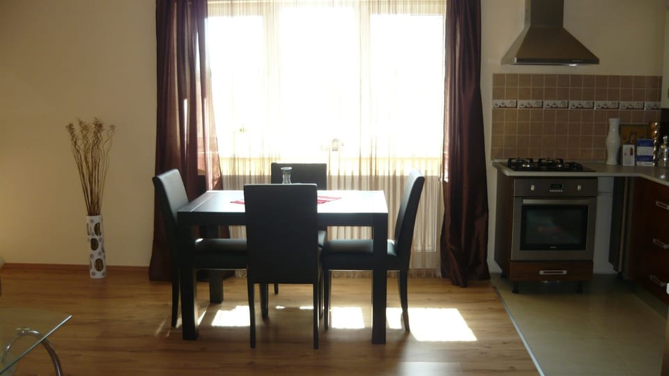 Dining Area Kitchen