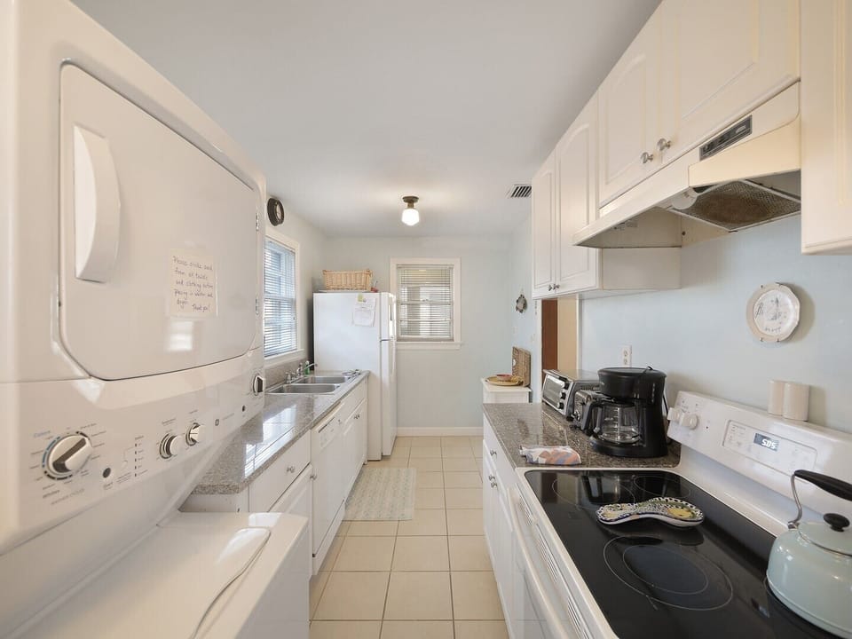 Kitchen 4