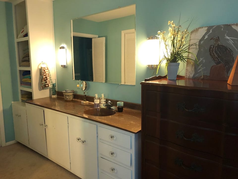 Vanity in upstairs bedroom