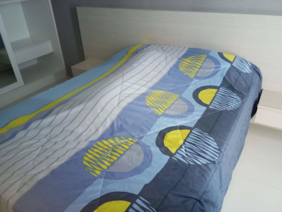 In-room safe, free WiFi, bed sheets
