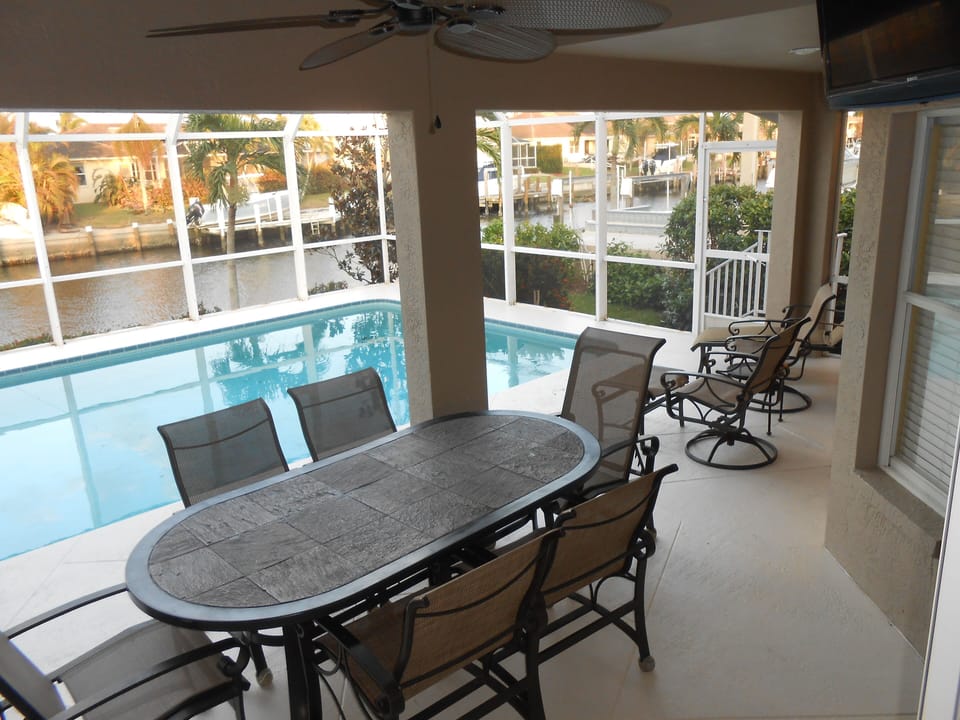 Pool and Lanai