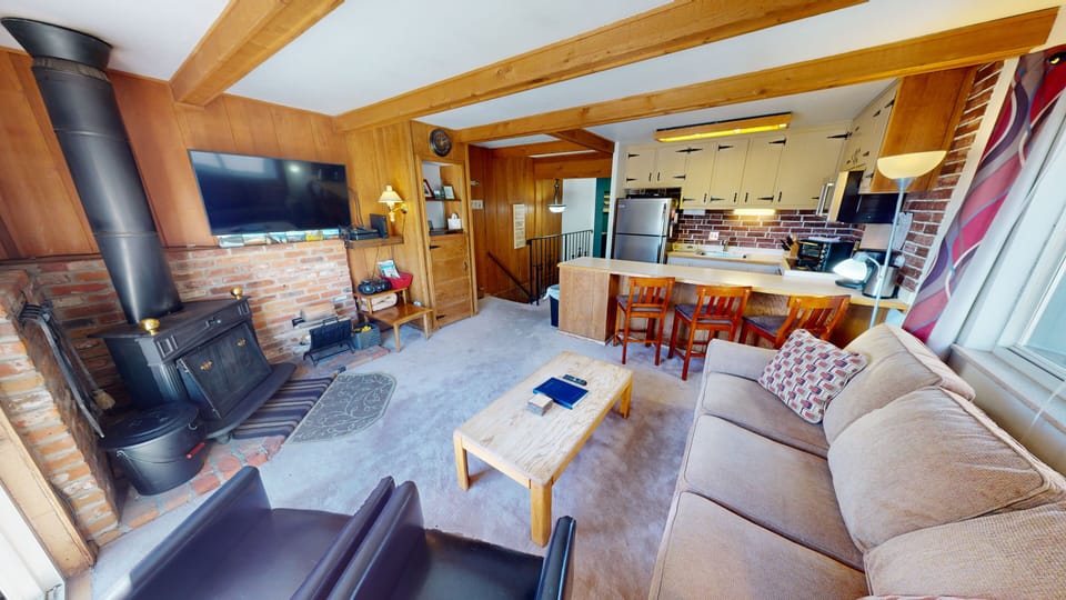 Living Area with Wood Fireplace, Flatscreen - Living Area with Wood Fireplace, Flatscreen