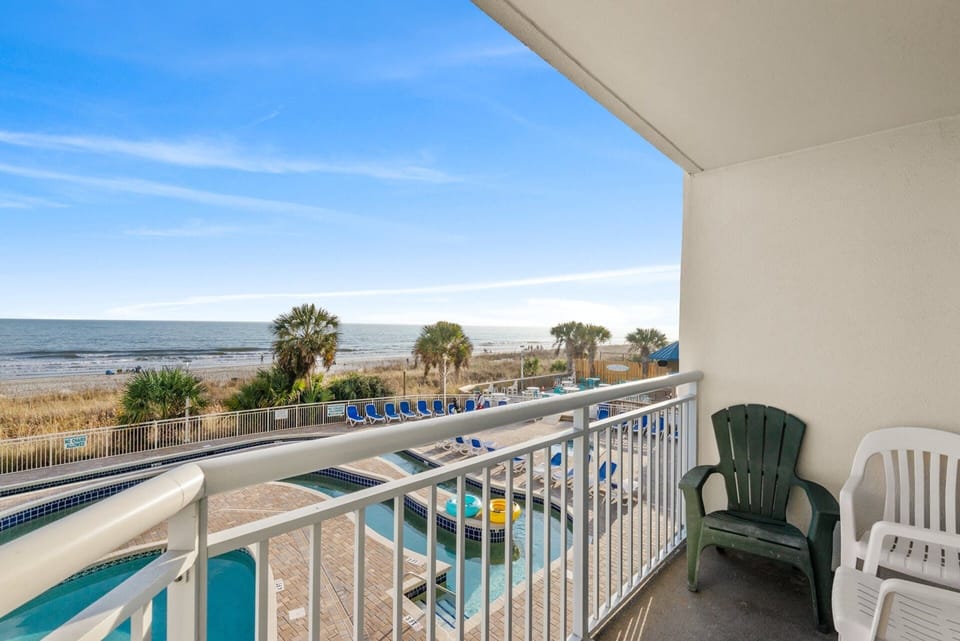 Oceanfront Balcony 