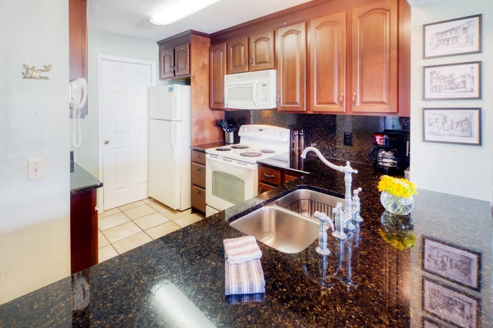 Kitchen - Don’t feel like dining out? The kitchen is fully equipped to enjoy all your favorite meals from home.