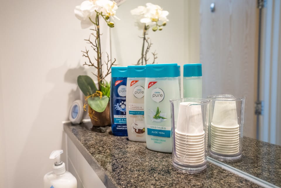 Bathroom amenities