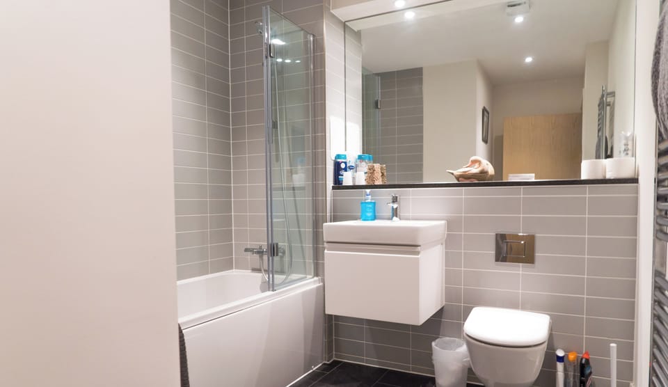 Master Bathroom - ample toiletries supplied.