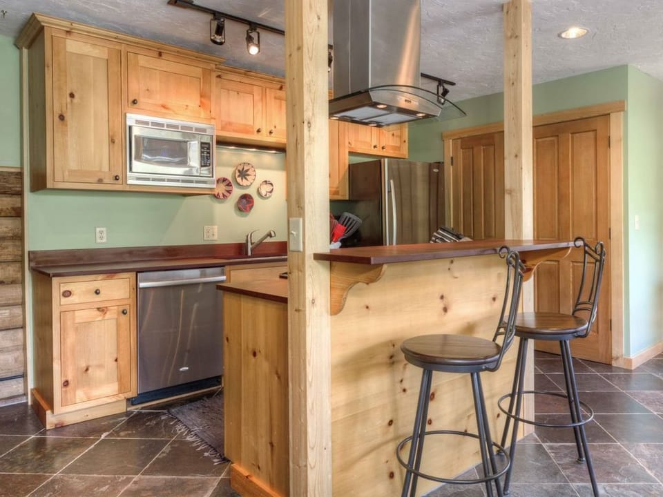 Chat while you cook | Main Level