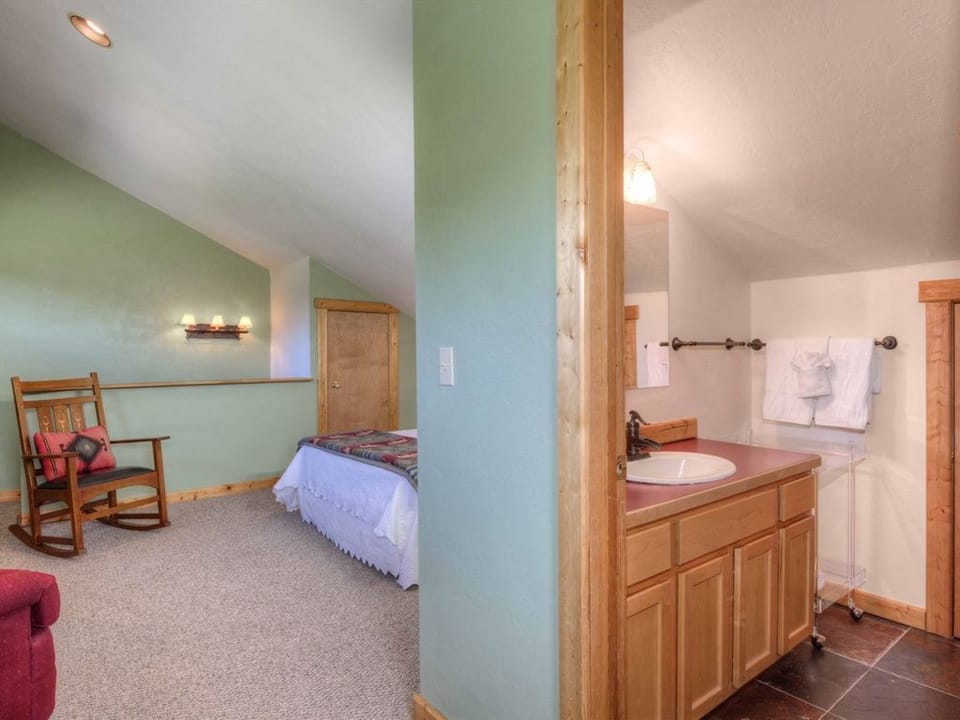 Convenient ensuite bathroom | Upper Level