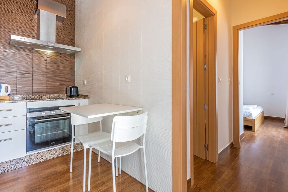 Executive Apartment, 1 Double Bed with Sofa bed | Private kitchen | Espresso maker, coffee/tea maker, fridge, microwave