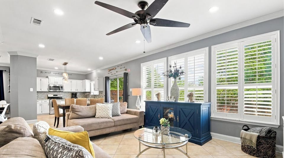 Living and entertaining room area with large natural lighting