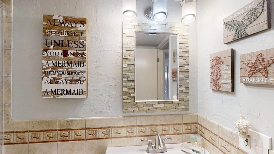 Full Bathroom downstairs