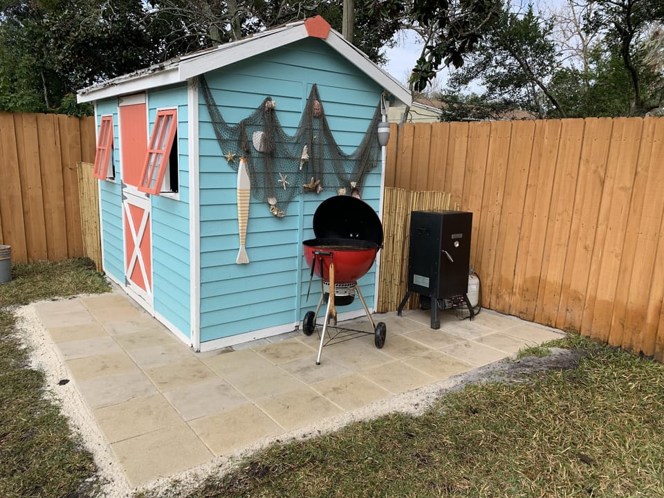 Toy box with bikes, chairs, pool and beach toys, BBQ Stuff, ex. 
