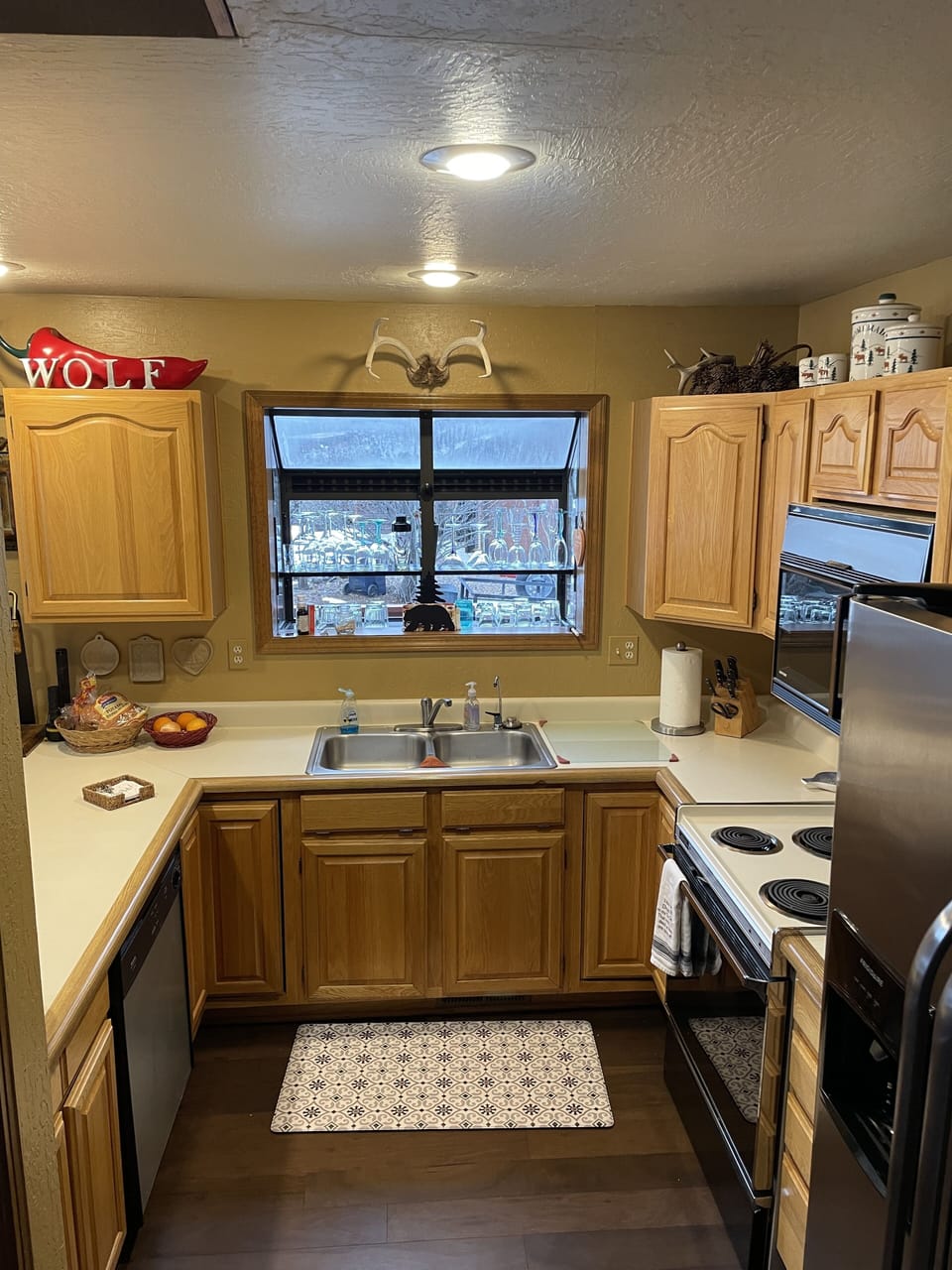 Kitchen 