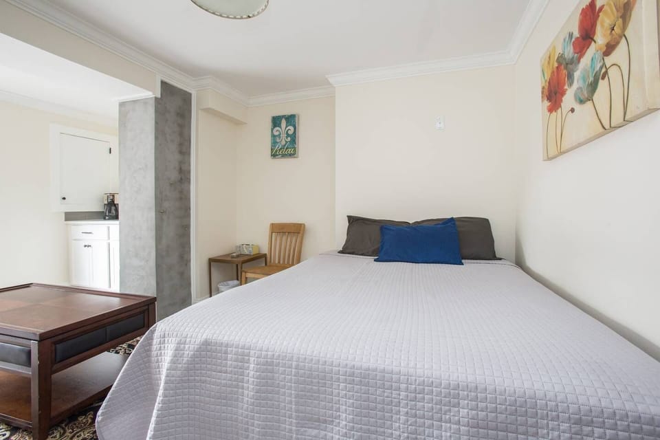 large downstairs suite
