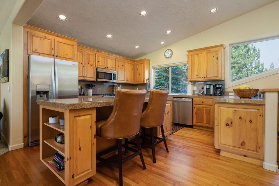 Fully stocked Kitchen