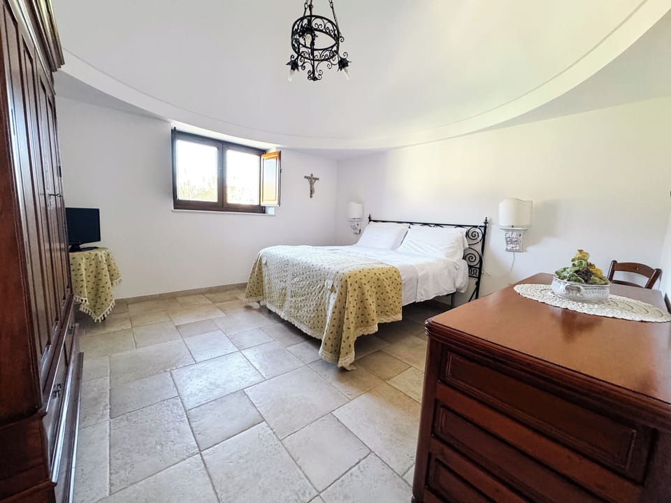 Family Condo, 1 Queen Bed with Sofa bed, Garden View | 1 bedroom, premium bedding, individually decorated
