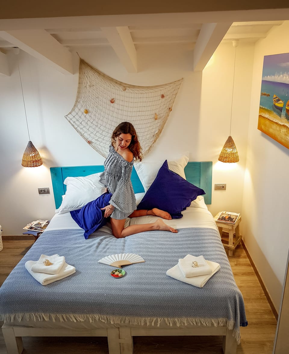 Comfort Room, 1 Bedroom, Non Smoking, Private Bathroom (Oido) | 1 bedroom, premium bedding, pillowtop beds, in-room safe
