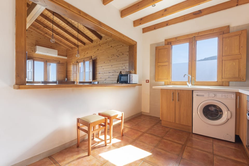 Villa, 2 Bedrooms, Balcony | Private kitchen | Full-size fridge, microwave, oven, stovetop