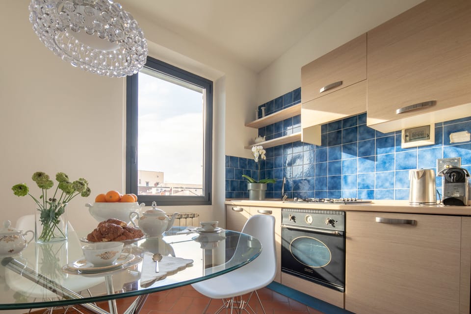 Deluxe Apartment, 2 Bedrooms, Non Smoking | Private kitchen | Full-size fridge, oven, stovetop, dishwasher