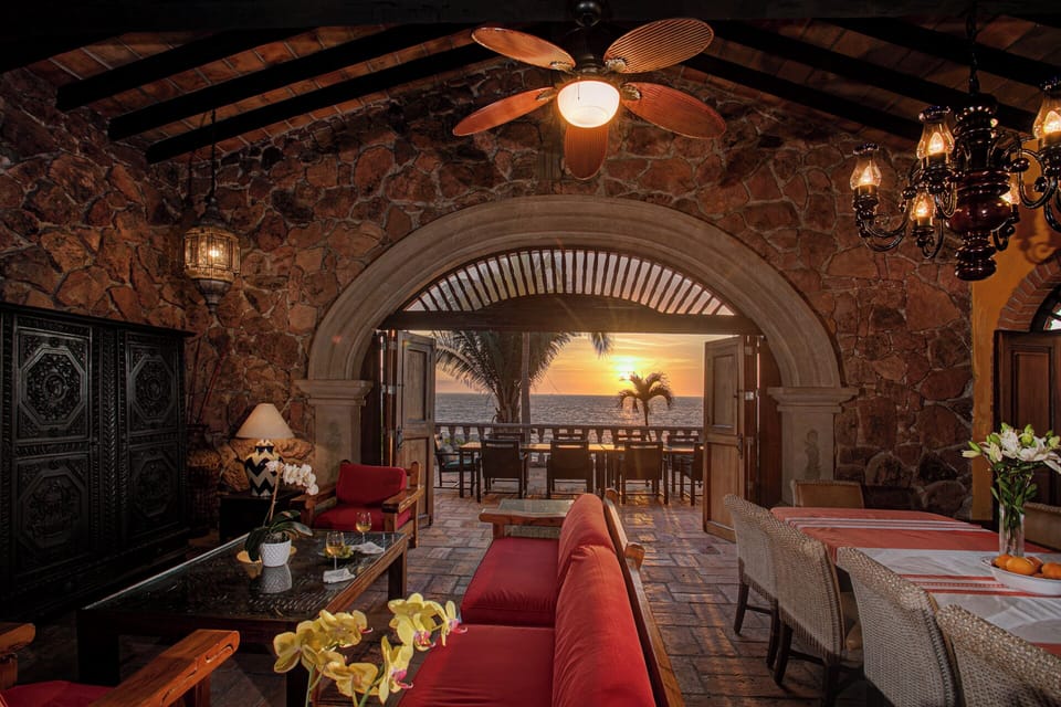 Romantic Villa, 5 Bedrooms, Private Pool | Living room | Flat-screen TV, DVD player