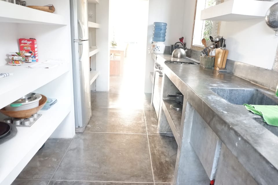 Villa, 3 Bedrooms | Private kitchenette | Fridge, microwave, oven, stovetop