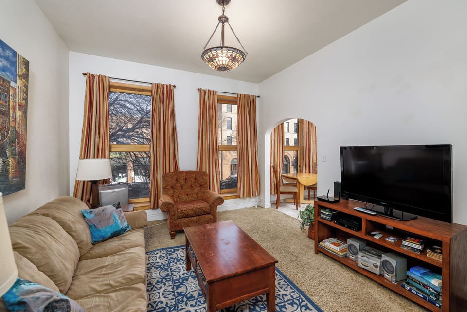 Enjoy the gorgeous natural light | Main Level