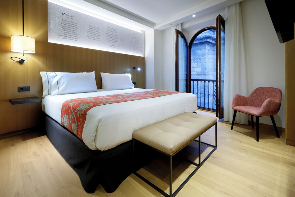 1 bedroom, minibar, in-room safe, desk