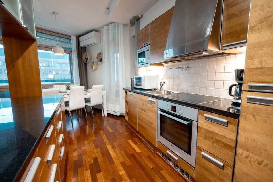 Luxury Apartment, 2 Bedrooms, Sauna, City View | Interior