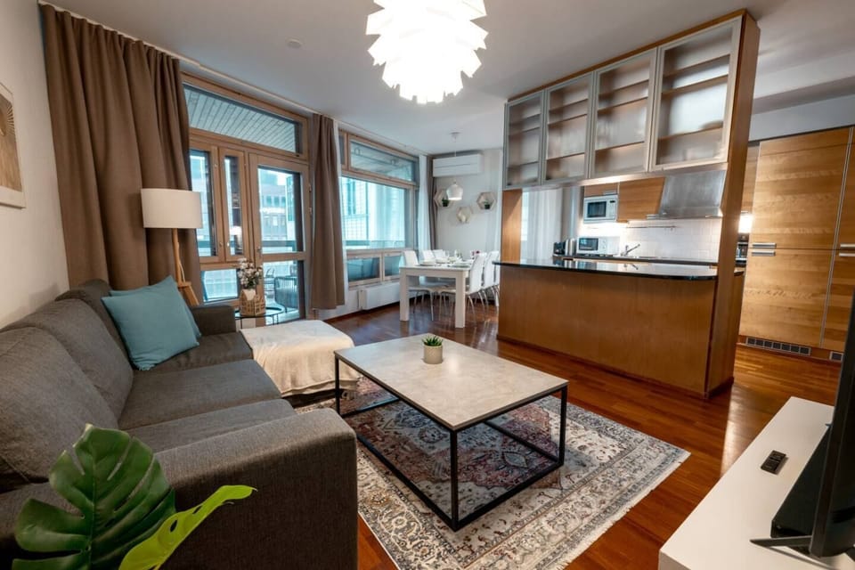 Luxury Apartment, 2 Bedrooms, Sauna, City View | Interior