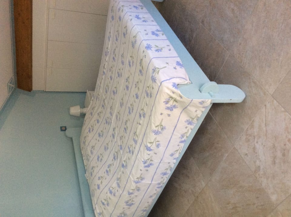 Comfort Apartment, 2 Bedrooms, Hill View | In-room safe, individually decorated, individually furnished, desk