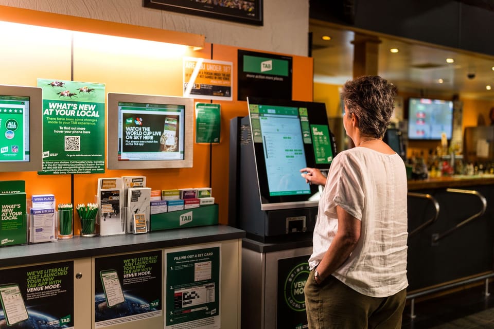 2 bars/lounges, sports bar