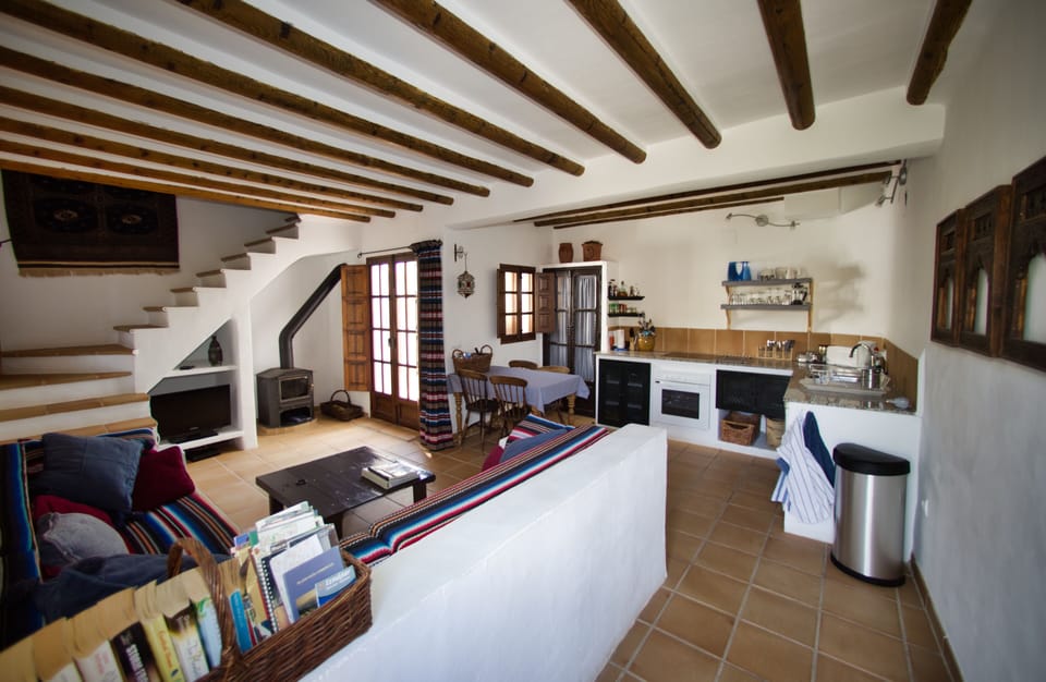 Lounge / Kitchen