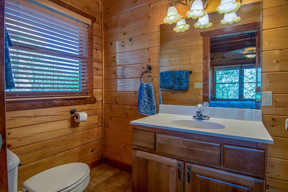 Full size Bathroom - First Floor