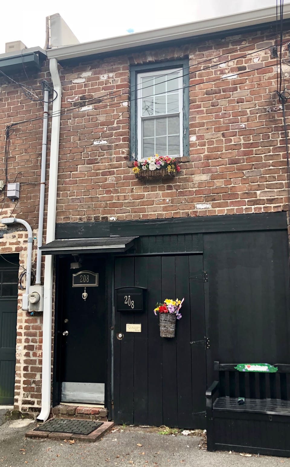 Upstairs unit, private entrance