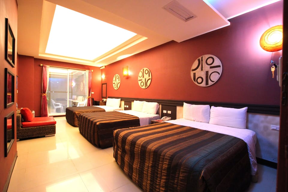 Family Room, Multiple Beds, Balcony | Interior