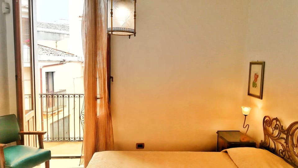 Suite, 2 Bedrooms, Balcony | Individually decorated, individually furnished, blackout drapes