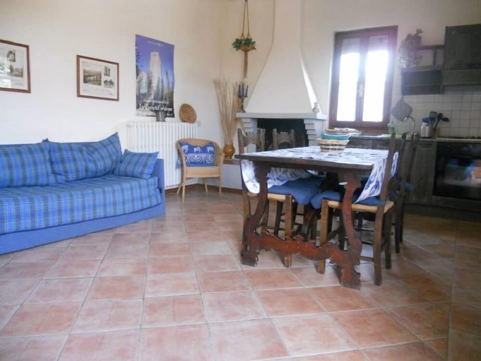 Apartment, 1 Bedroom | Living area