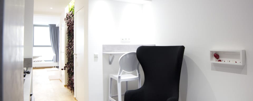 Design Condo, 1 Bedroom | Premium bedding, in-room safe, individually decorated