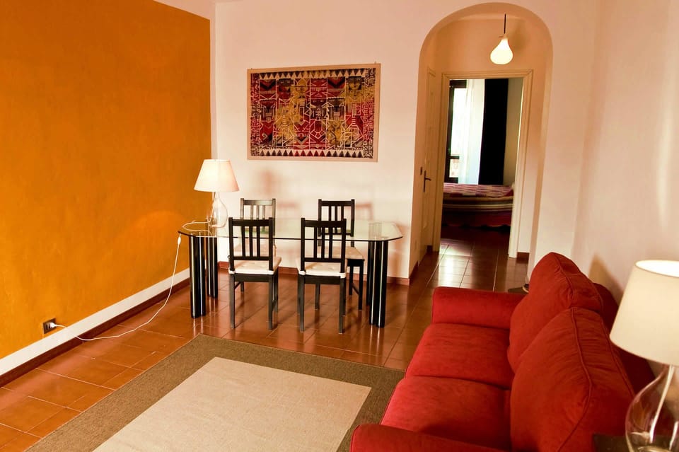 Suite, 1 Queen Bed, Non Smoking | 1 bedroom, minibar, desk, free WiFi