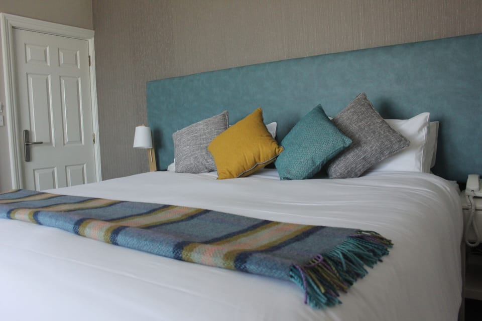 In-room safe, desk, blackout drapes, soundproofing