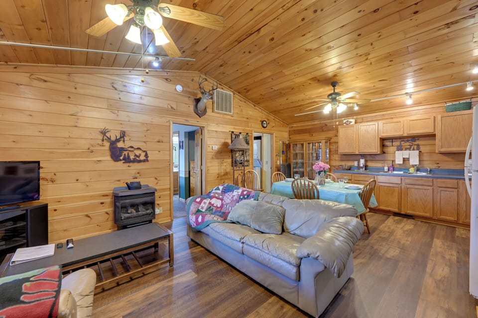 Living Room | Central A/C/Heat | Pet Friendly w/ Fee