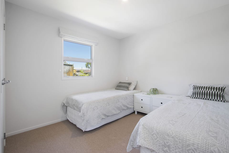 Second bedroom set up with 2 single beds - your choice