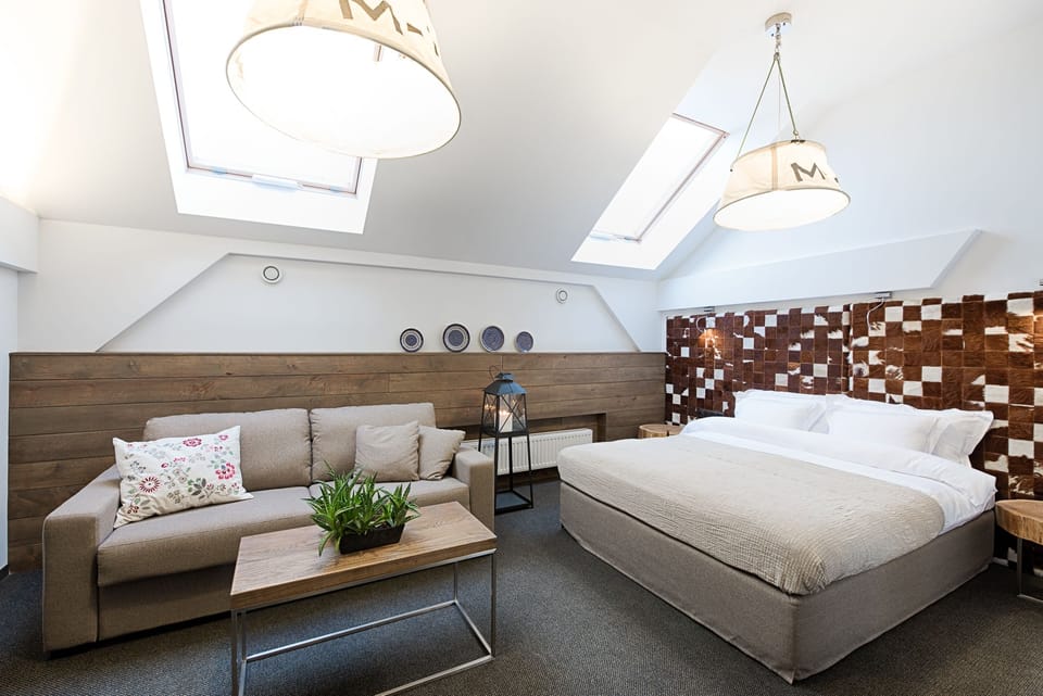 Standard Quadruple Room (Stable) | Desk, iron/ironing board, cribs/infant beds, free WiFi