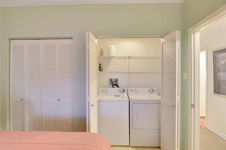 Full Size Washer and Dryer