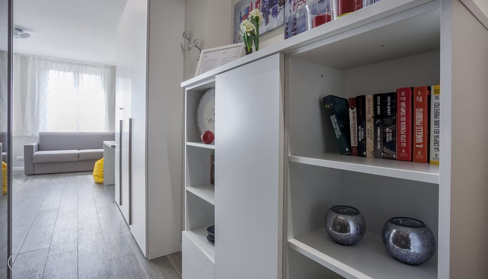 Apartment (0 Bedroom) | Interior