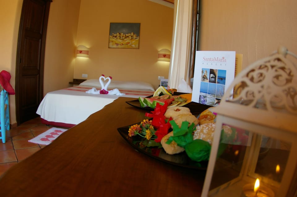 In-room safe, soundproofing, free WiFi, bed sheets