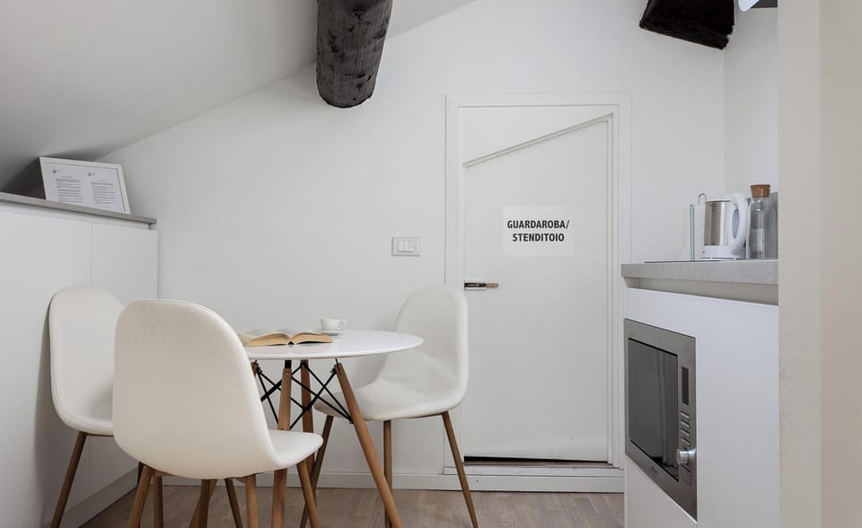 Apartment (1 Bedroom) | Interior