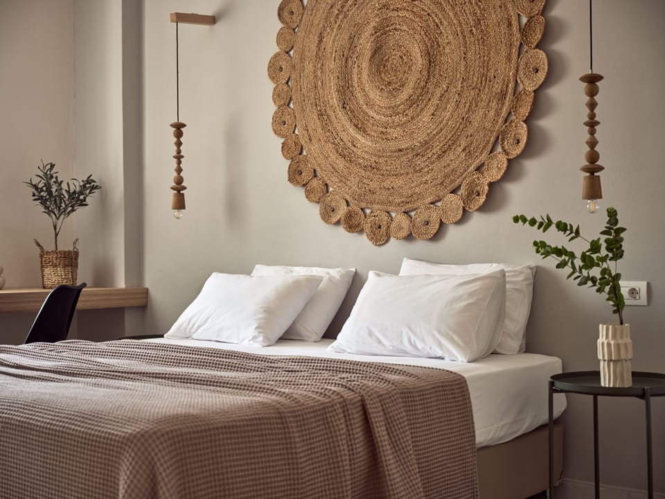 Standard Room, 1 Bedroom, Non Smoking, Balcony | Egyptian cotton sheets, premium bedding, Select Comfort beds